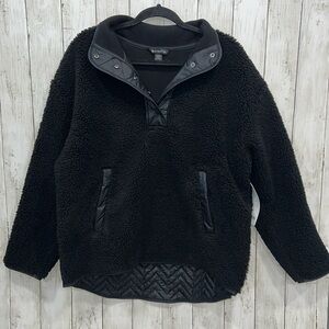 Athleta Cozy Sherpa Snap Sweatshirt Pullover Size Large Black Fleece Zip Pockets